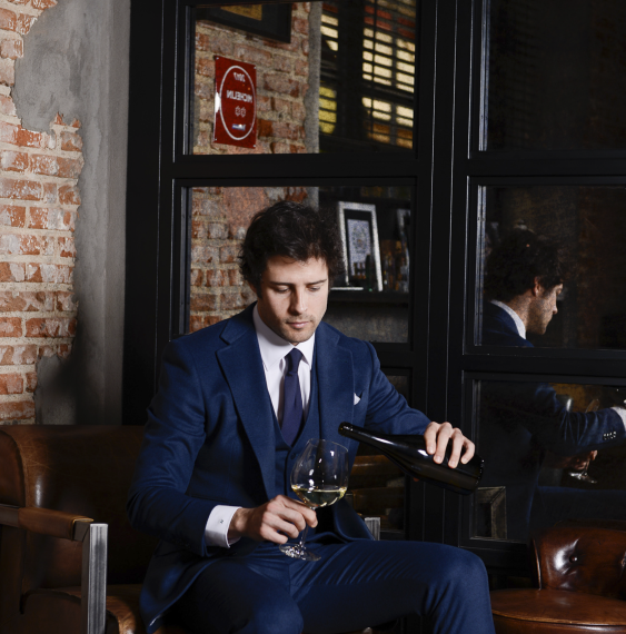 Trajetrespiezasfranelaazul3-563x845