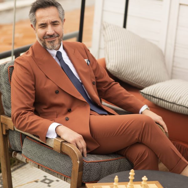 traje cruzado cobre2