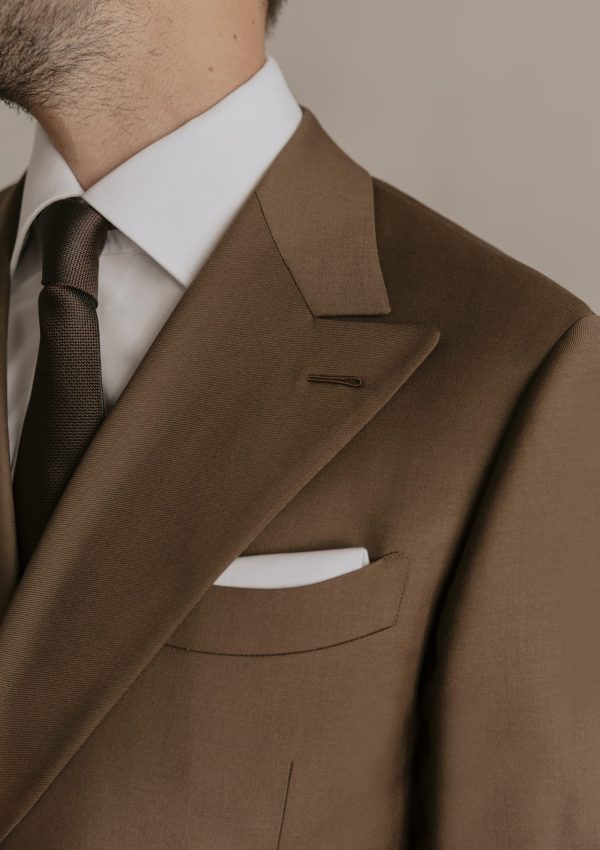 FORMAL_Traje_Marrón_Cruzado_22